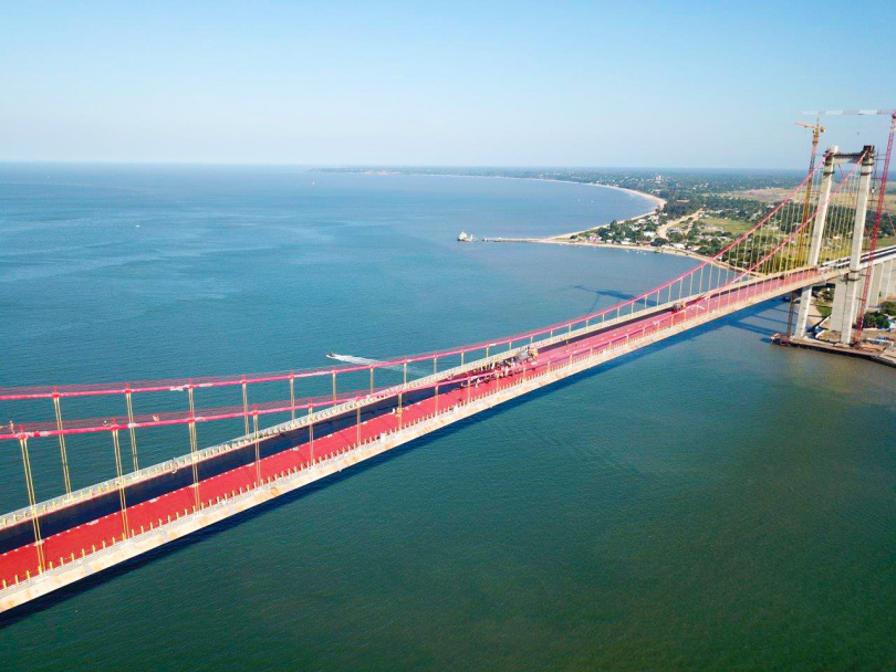 Die längste Hängebrücke Afrikas: Maputo-Katembe Brücke in Mosambik