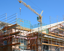 Die Nachfrage im Wohnungsbau und zuletzt auch wieder im Wirtschaftsbau hat die Baukonjunktur gestützt. Foto: Manfred Antranias Zimmer / Pixabay
