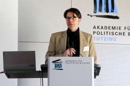 Apl. Prof. Dr. Dr. Jörg Tremmel, Institut für Politikwissenschaft, Eberhard Karls Universität Tübingen