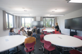 Flexiber Unterrichtsraum im Modulbau der Technischen Hochschule Augsburg