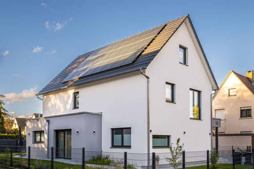 Mehr als 50 % der Einfamilienhäuser in Europa könnten sich vollständig selbst mit Energie versorgen