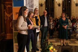 THA-Vizepräsidentin Prof. Dr. Nadine Warkotsch (in Foto ganz links). Foto: Michael Hochgemuth / Stadt Augsburg