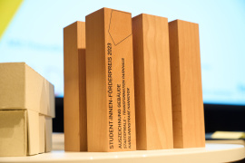 Die Preisträger-Skulpturen beim BDB-Student:innen-Förderpreis 2023
