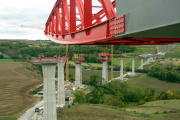 Brückenneubau der Saaletalquerung bei Bad Kösen: Hybridkonstruktion in Spannbeton- und Stahlverbundbauweise