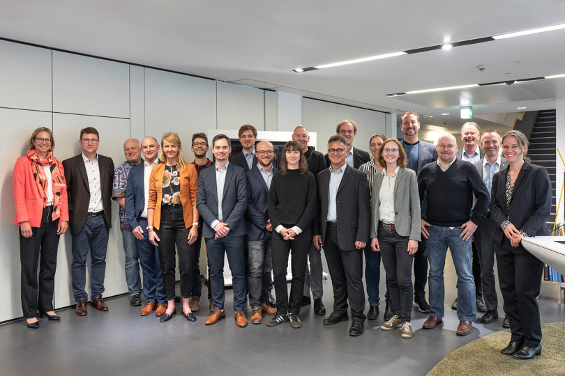 Anfang Mai präsentierte das Fraunhofer-Konsortium Fachleuten aus Wirtschaft und Wissenschaft den aktuellen Stand des Leitprojekts BAU-DNS. Foto: © Fraunhofer IBP