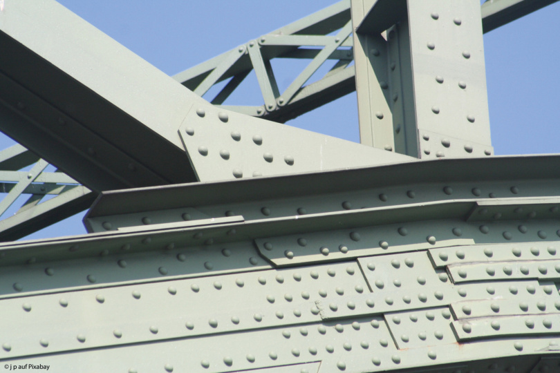 Geklebte Stahlpflaster für Brücken