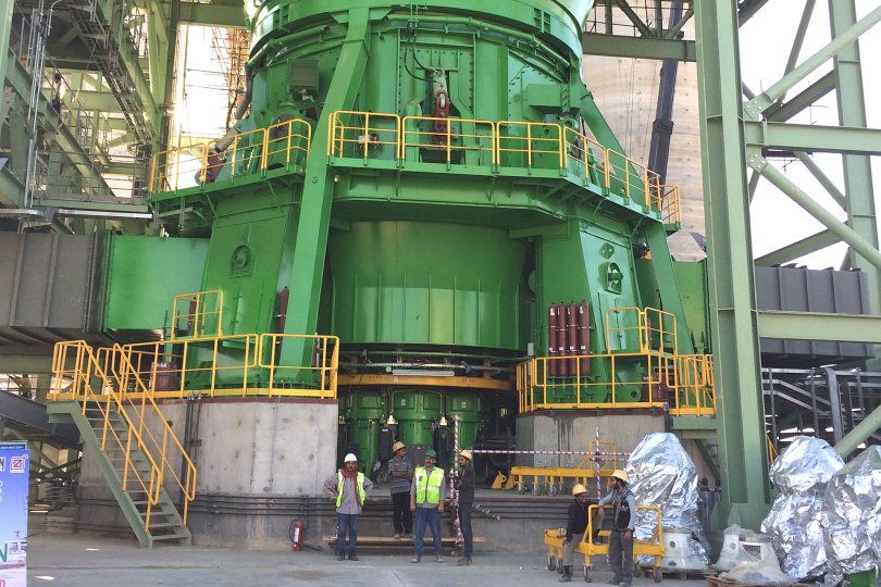 Industriemühle zum Mahlen von Müllverbrennungsasche. Foto: Loesche GmbH 