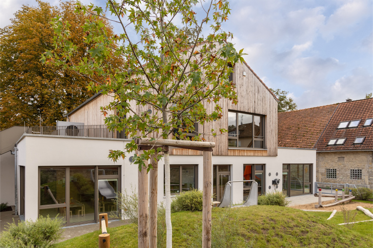 Neubau eines Kindergartens mit zwei Gruppen und einer Krippe in der Gemeinde Geroldshausen