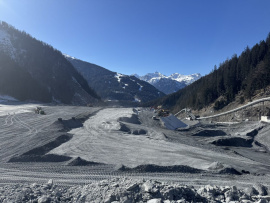 Das für den Brenner Basistunnel abgebaute Gesteinsmaterial wird auf speziell errichteten Deponien gelagert. Naturschutzprojekte sollen die negativen Umweltauswirkungen kompensieren. Foto: Sehlhoff GmbH