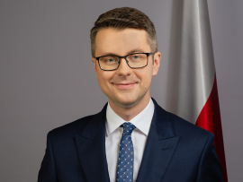 Piotr Müller, der Berichterstatter des Parlaments. Foto: Büro des polnischen Premierministers / Gemeinfrei