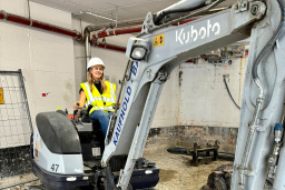 Vesela Krasteva-Stoltmann hat viel Spaß bei der Arbeit