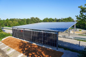 Bayerisches Pilotprojekt zur Energiegewinnung mit PV-Überdachung: Photovoltaik trifft Straße