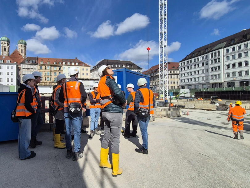 Studierende der TH Augsburg besuchen das Großprojekt 2. Stammstrecke München - Haltepunkt Marienhof