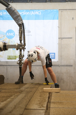 Im Pilotprojekt haben die Forschenden die Arbeit auf einer digitalen Baustelle mit der Arbeit auf einer herkömmlichen Baustelle verglichen. Foto: Sawicki, Düking, Placzek / TU Braunschweig