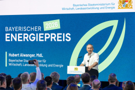 Bayerns Wirtschaftsminister Hubert Aiwanger bei der Verleihung des Bayerischen Energiepreises 2026