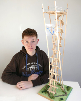 Platz 3: Main View Tower von Janik Heerlein, 13 Jahre, Armin-Knab-Gymnasium Kitzingen, 8. Klasse