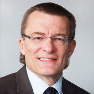 Ministerialdirektor Helmut Schütz, Leiter der Obersten Baubehörde